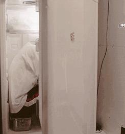 过期的洗发露扔了可惜能干什么用,过期的洗发水可以干嘛用啊