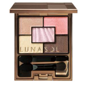 唐嫣早期的写真是真的假的,唐嫣用了什么化妆品