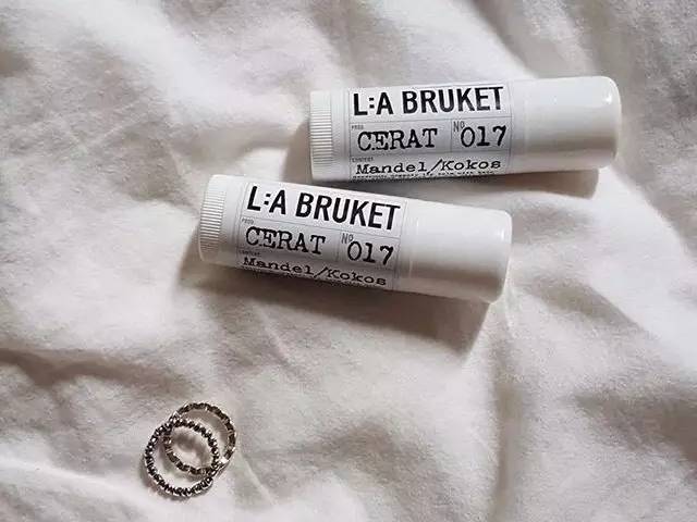 高颜值润唇膏便宜变色,高颜值10元变色唇膏