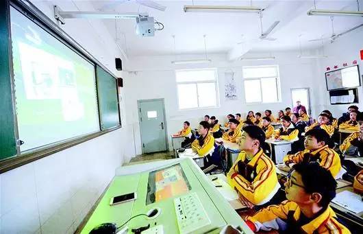 正能量|传承雷锋精神,他们在行动——看看你我“身边的雷锋”