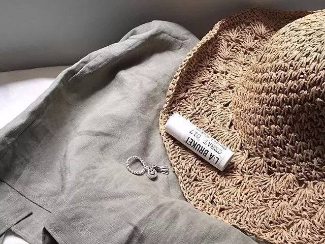 高颜值润唇膏便宜变色,高颜值10元变色唇膏