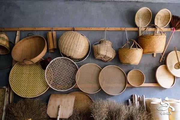 「他们的“江湖”」看点头这双巧手如何玩转竹子!