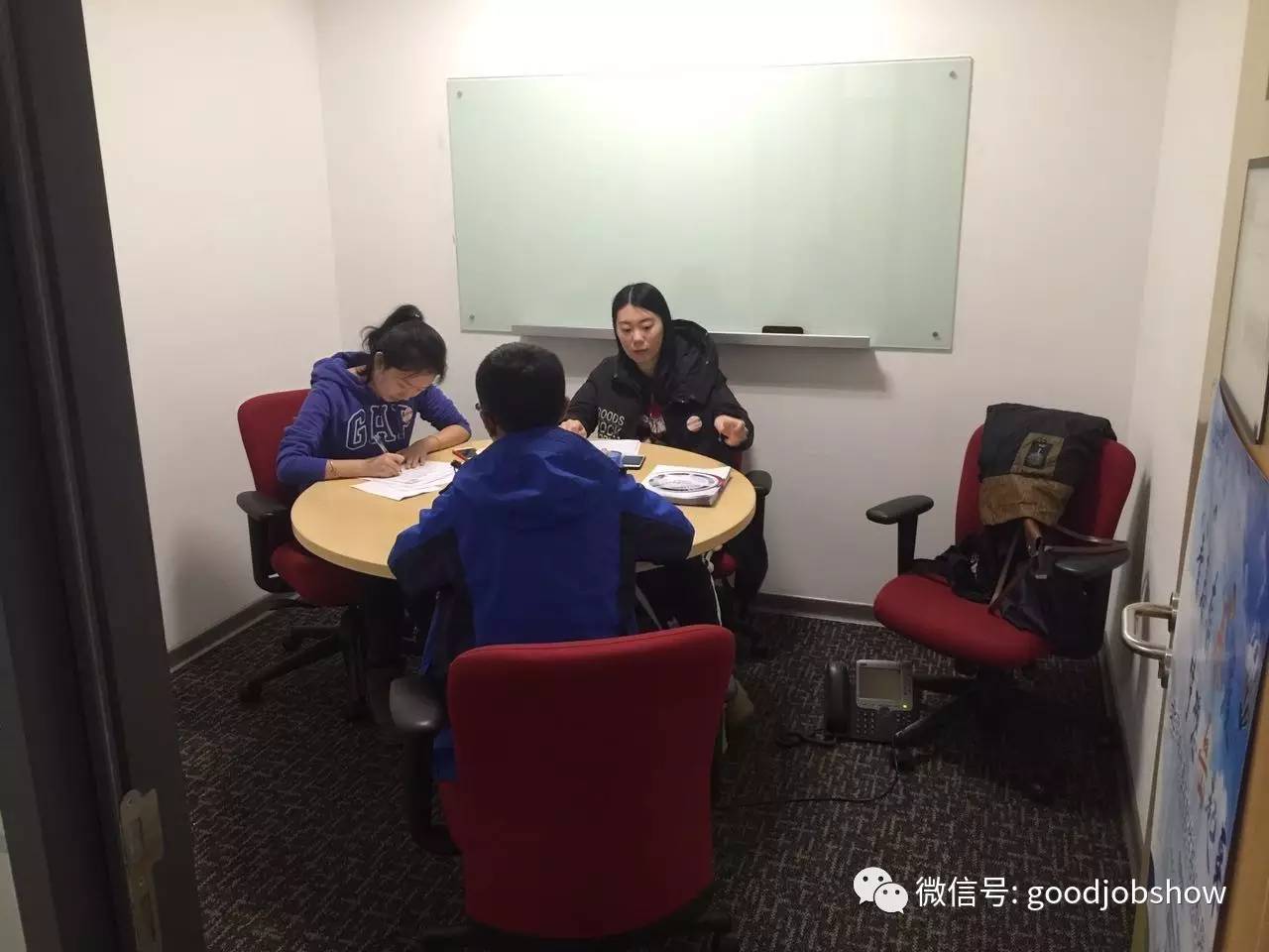 行走的IT精英江湖，垂直委托招聘会背后的故事