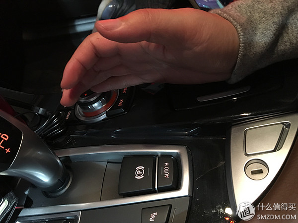 宝马520i旅行版功能,宝马520i和530旅行