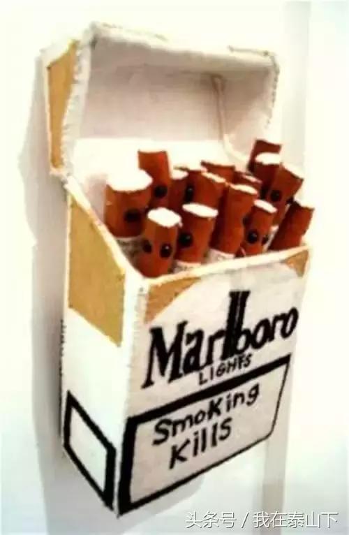 英国姑娘专门卖“假货”(针织品)的便利店