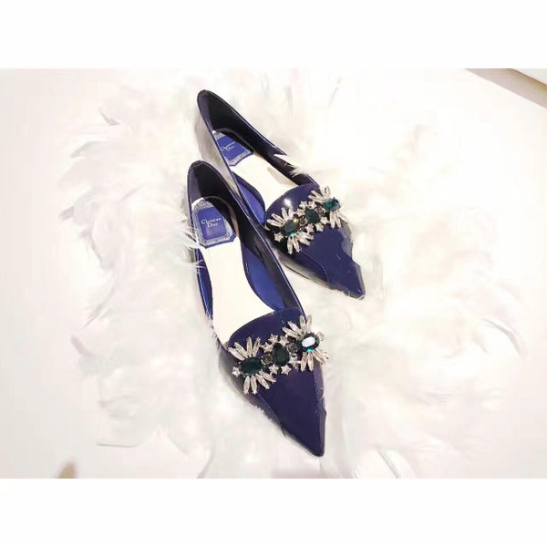 今年流行的大牌鞋子秋冬,当季最流行的大牌鞋子