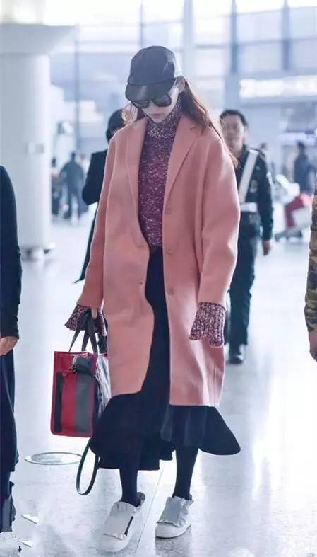 迪丽热巴唐嫣穿白色裙子,迪丽热巴唐嫣穿搭