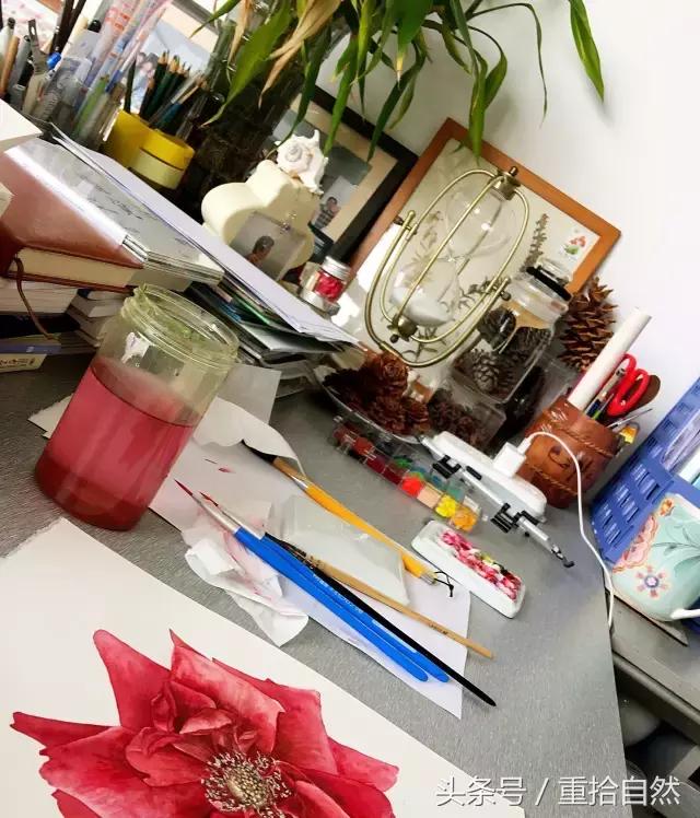 第三朵玫瑰｜鲜花饼里的“墨红”