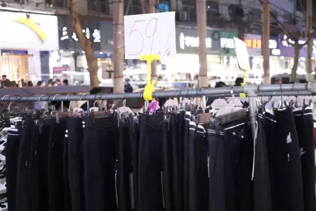 每一个与鱼化寨国际有染的人,都曾对这个小香港有难以言表的热忱