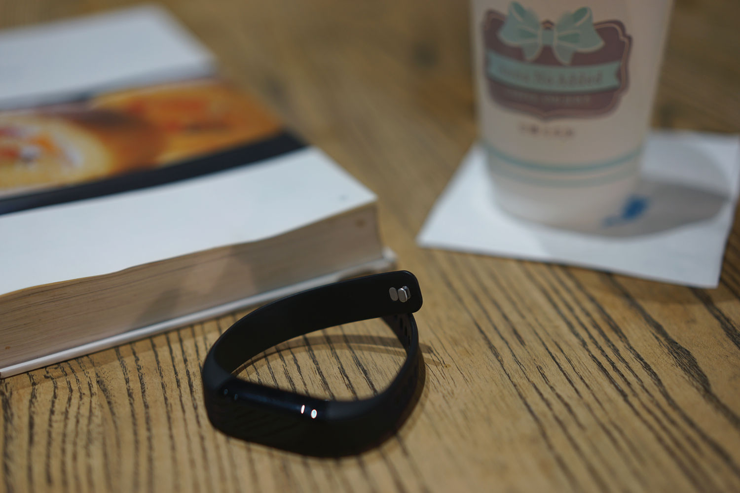 乐心手环mambo2代怎么连接微信,小米手环买到使用过的了