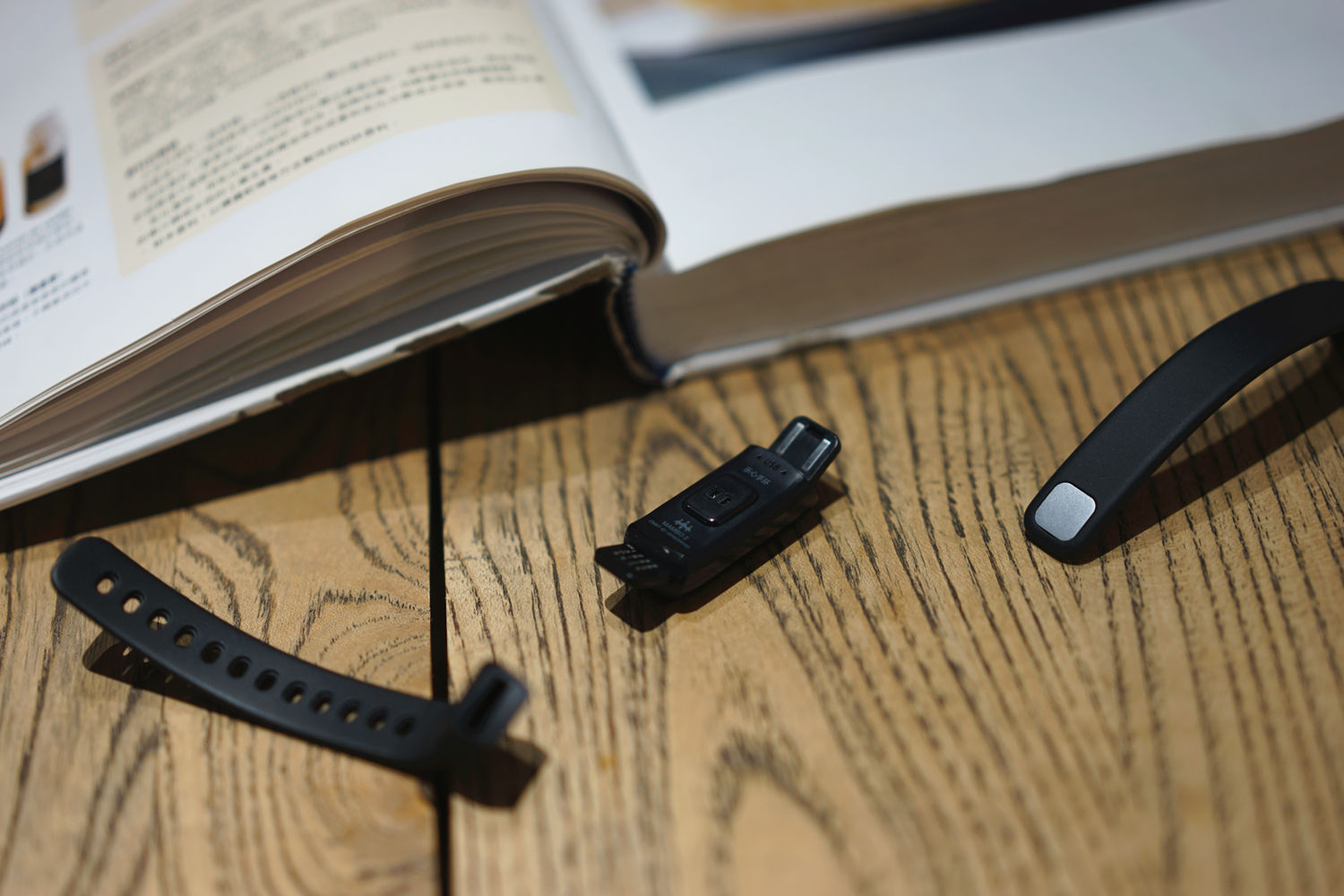 乐心手环mambo2代怎么连接微信,小米手环买到使用过的了