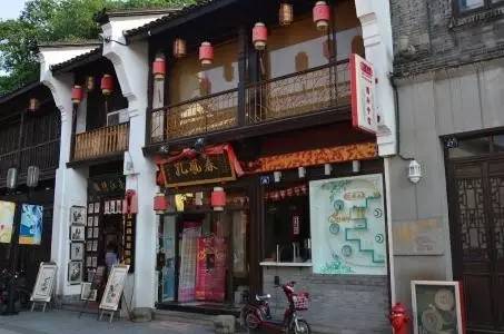 去杭州一定要去哪里看看,去杭州百年老店