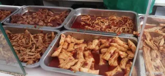 成都周边比较火的夜市,成都最受欢迎的接地气的夜市