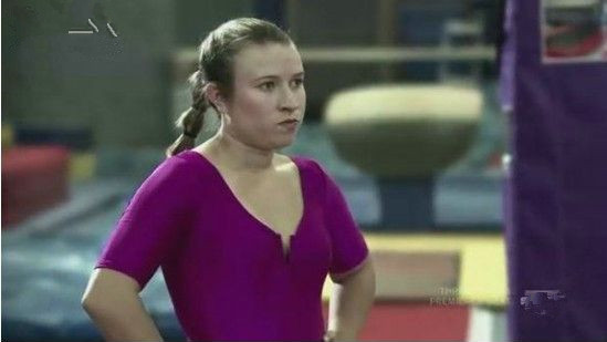 濂冲瓙鐜╁悗绌虹炕鎰忓韬骸,濂冲瓙鐜╁悗绌虹炕鎰忓鎽斾笅灞卞礀鍚庣画