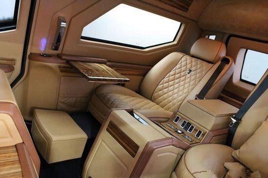 嫌弃自己的车费油?这款车加满一箱油约2000元!