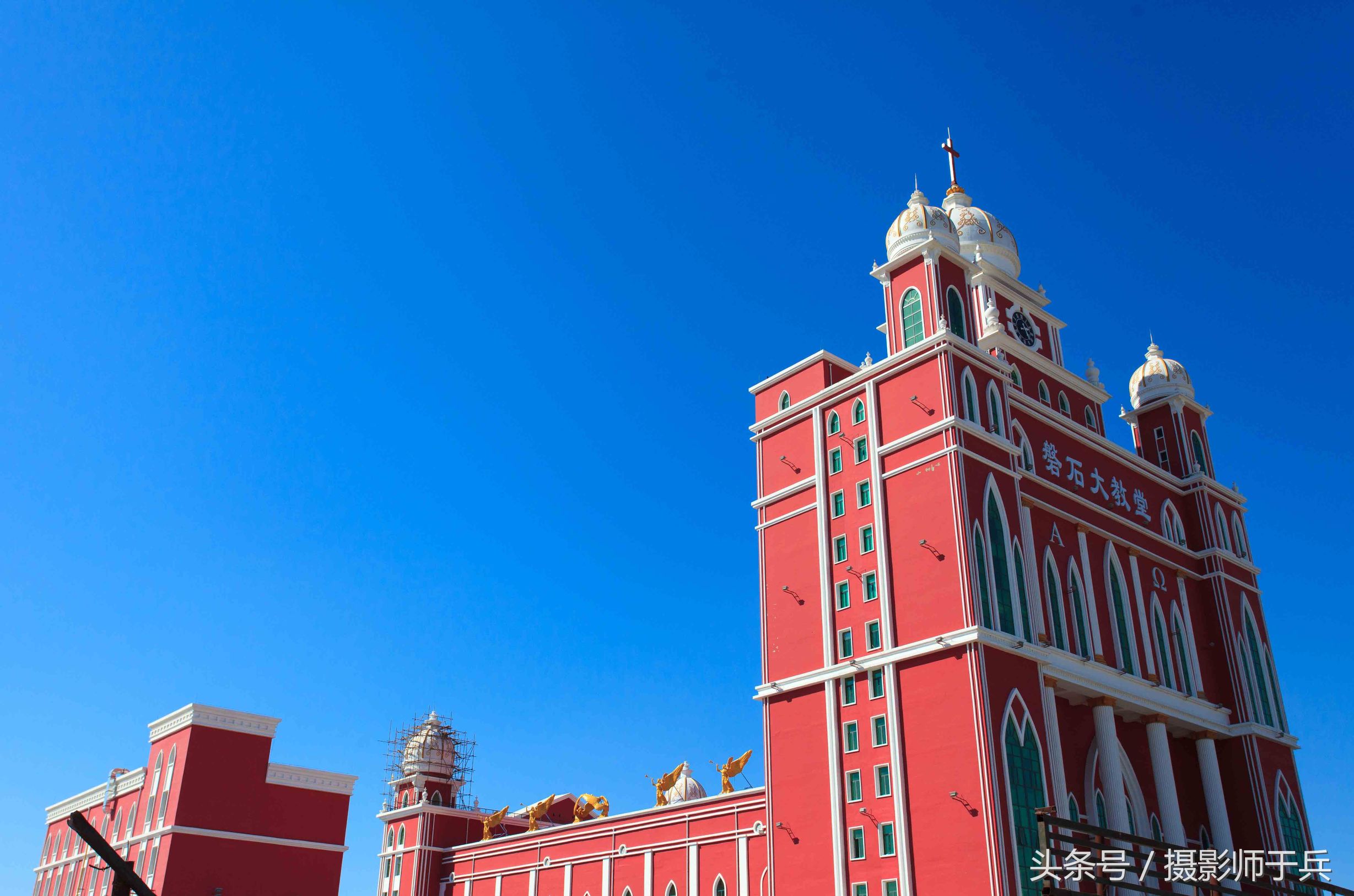 中国最大的基督教堂-大庆磐石大教堂