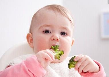 白癜风治疗用药对孩子有什么影响,怎么给宝宝预防白癜风