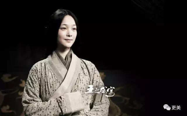 撞脸雪莉pk掉娜扎热巴成女主,如今却沦为恐怖片里的贞子