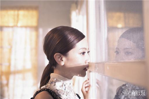 爱情魔发师亚斯和小贝在一起了吗 (爱情魔发师小贝是谁)