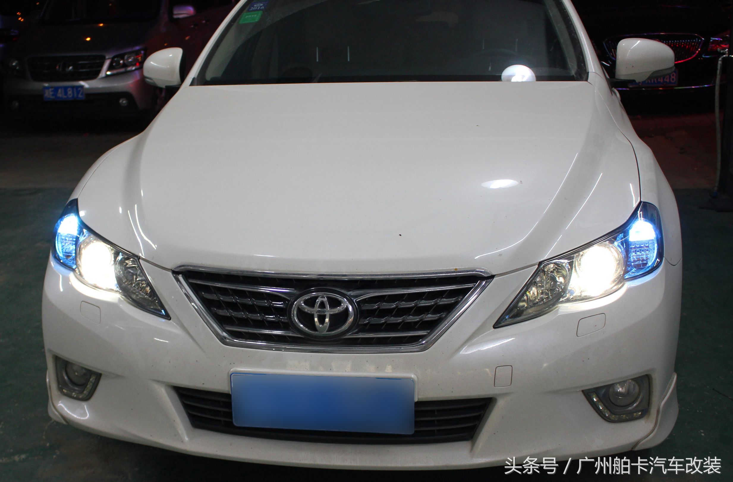 锐志改灯,改装海拉6双光透镜!