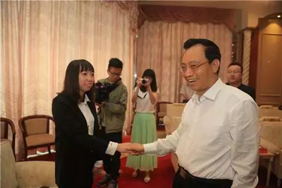 2016汕头电商评选人物展示——果然U品创始人:纪寅彤