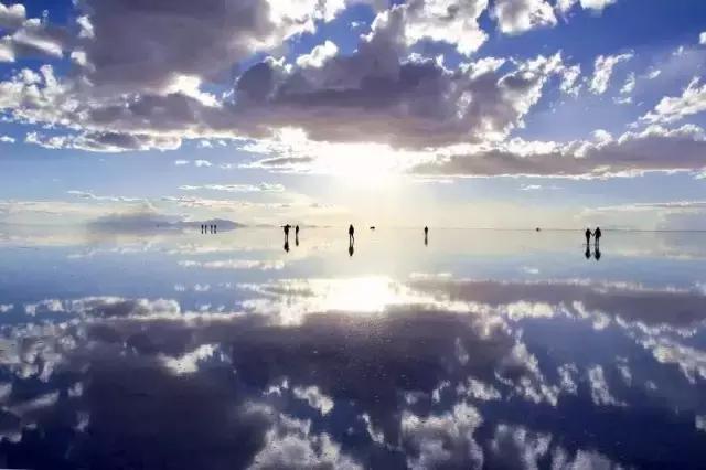 这才是旅行的样子，从亚洲至南美洲，他比我们多了点勇气和决心