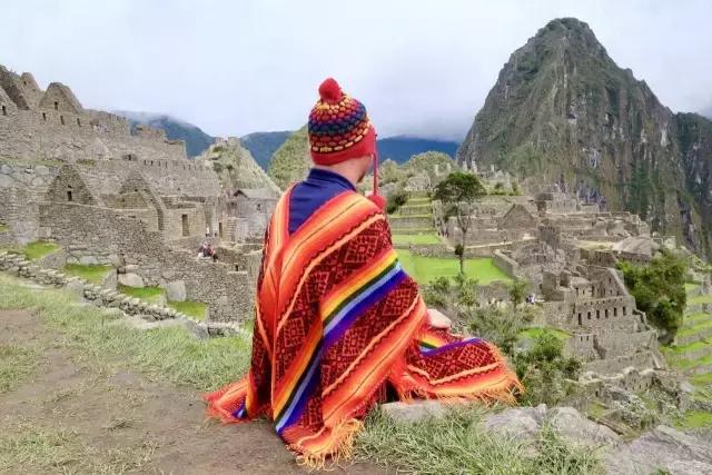 这才是旅行的样子，从亚洲至南美洲，他比我们多了点勇气和决心