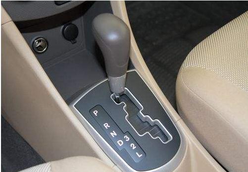 自动挡prndsl和m新手如何正确使用,自动挡的prnds是什么意思