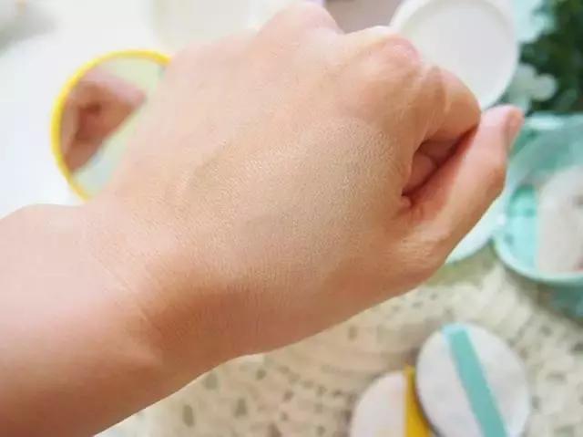 兰蔻秀智新口红 (有谁买过兰蔻秀智同款口红388)