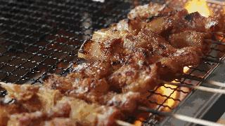 长痘痘就不能吃糖,长痘痘是不是不能吃补品