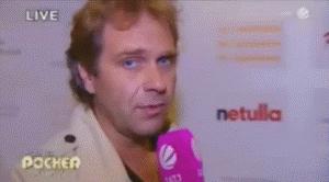 这些足球场的逗比不去演戏简直太可惜了，奥斯卡欠他们一座奖杯！