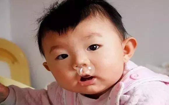 孩子流黄鼻涕能吃通窍鼻炎颗粒吗,小孩子流黄鼻涕是鼻炎吗