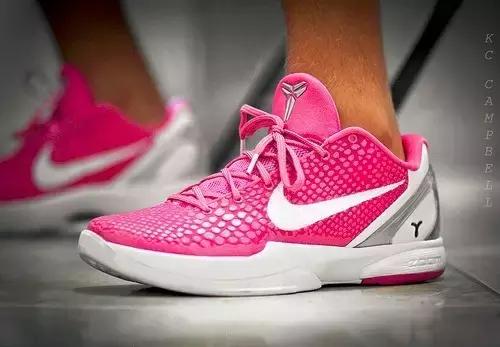 最近很火的黄黑配色的球鞋,公认最好看的配色的球鞋