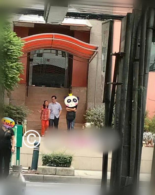 周传雄参加综艺节唱歌,周传雄爆火