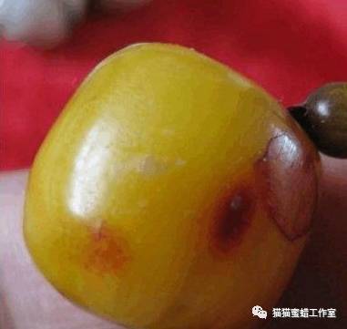 怎样鉴别老蜜蜡真假图片,做旧蜜蜡和老蜜蜡对比