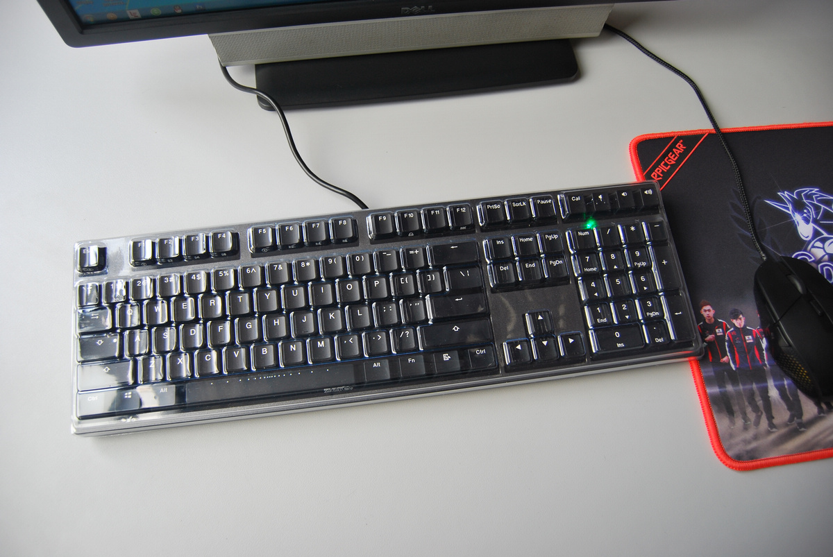 黑吉蛇yg108机械键盘测评,机械键盘极地狐轴体评测