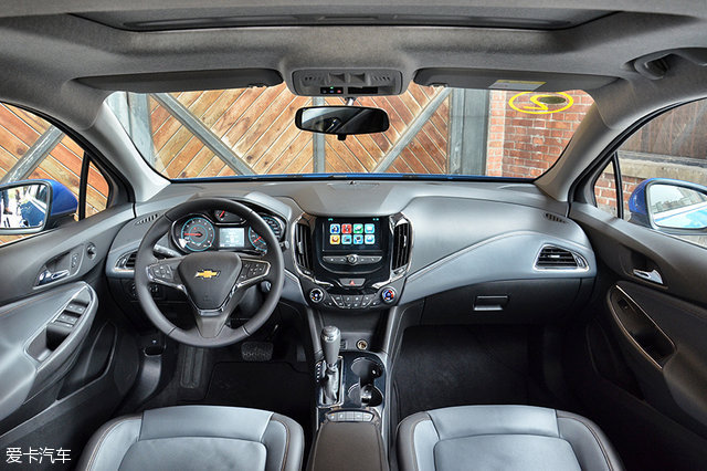 西安13年雪佛兰科鲁兹两厢,雪佛兰1.4t科鲁兹两厢二手车