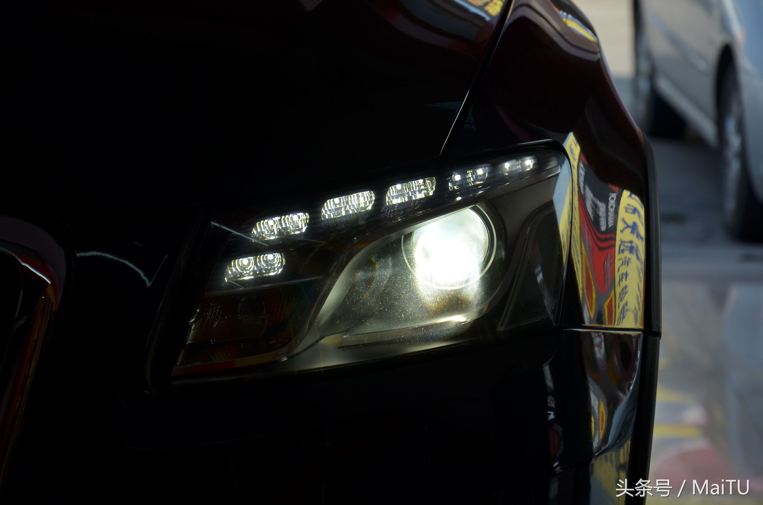 奥迪远光灯有多牛逼,奥迪灯果然名不虚传