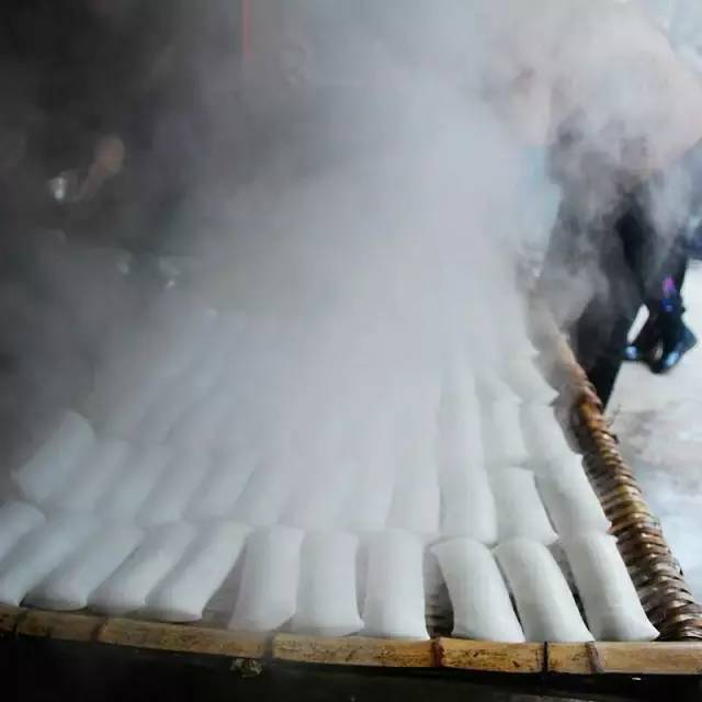 80后老师辞职回乡创业,80后教师辞职卖肉夹馍