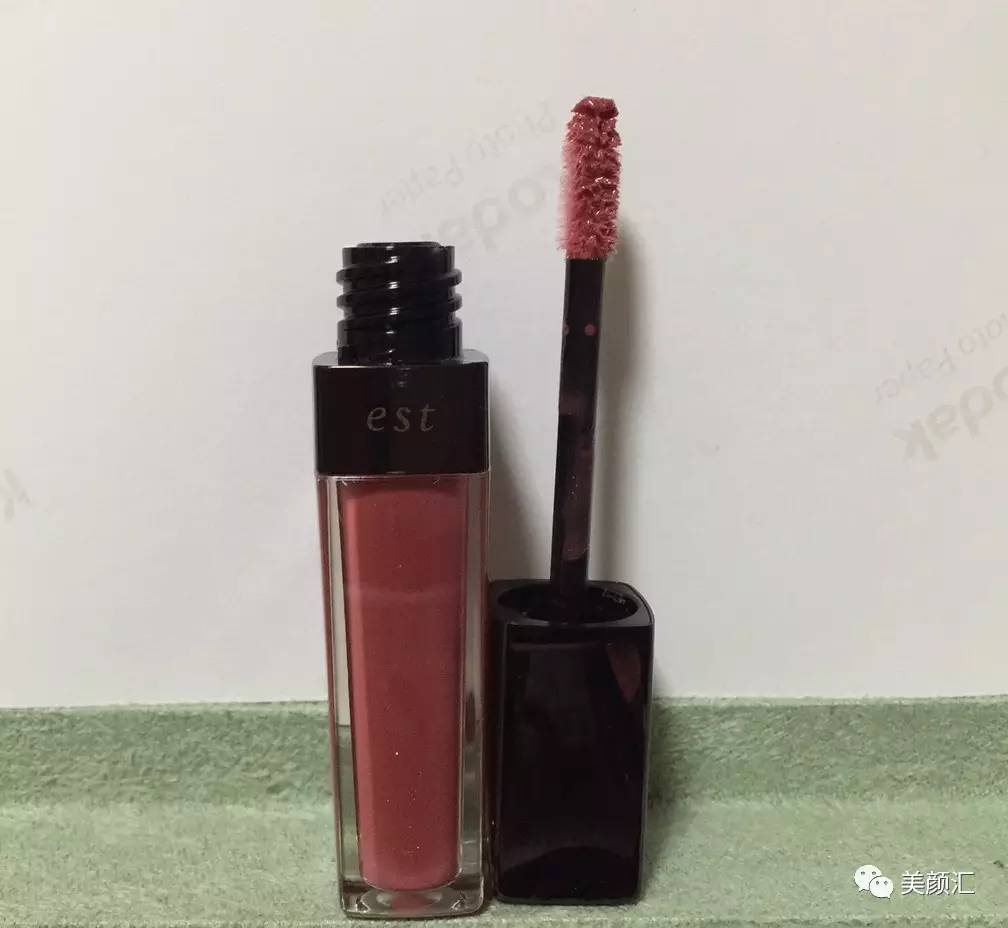 网红唇釉嘎许多，到底哪个好用？12款热门唇釉试用报告