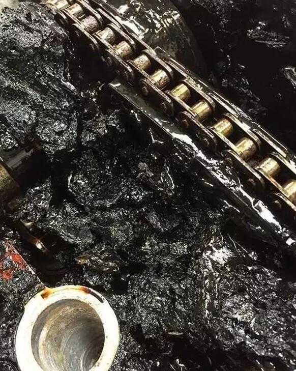 汽车机油不换会抖动吗,汽车机油不换会导致油耗升高吗