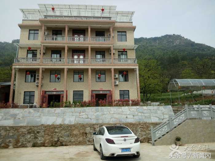 美女庄主熊二杆和大别山里的软萩粑