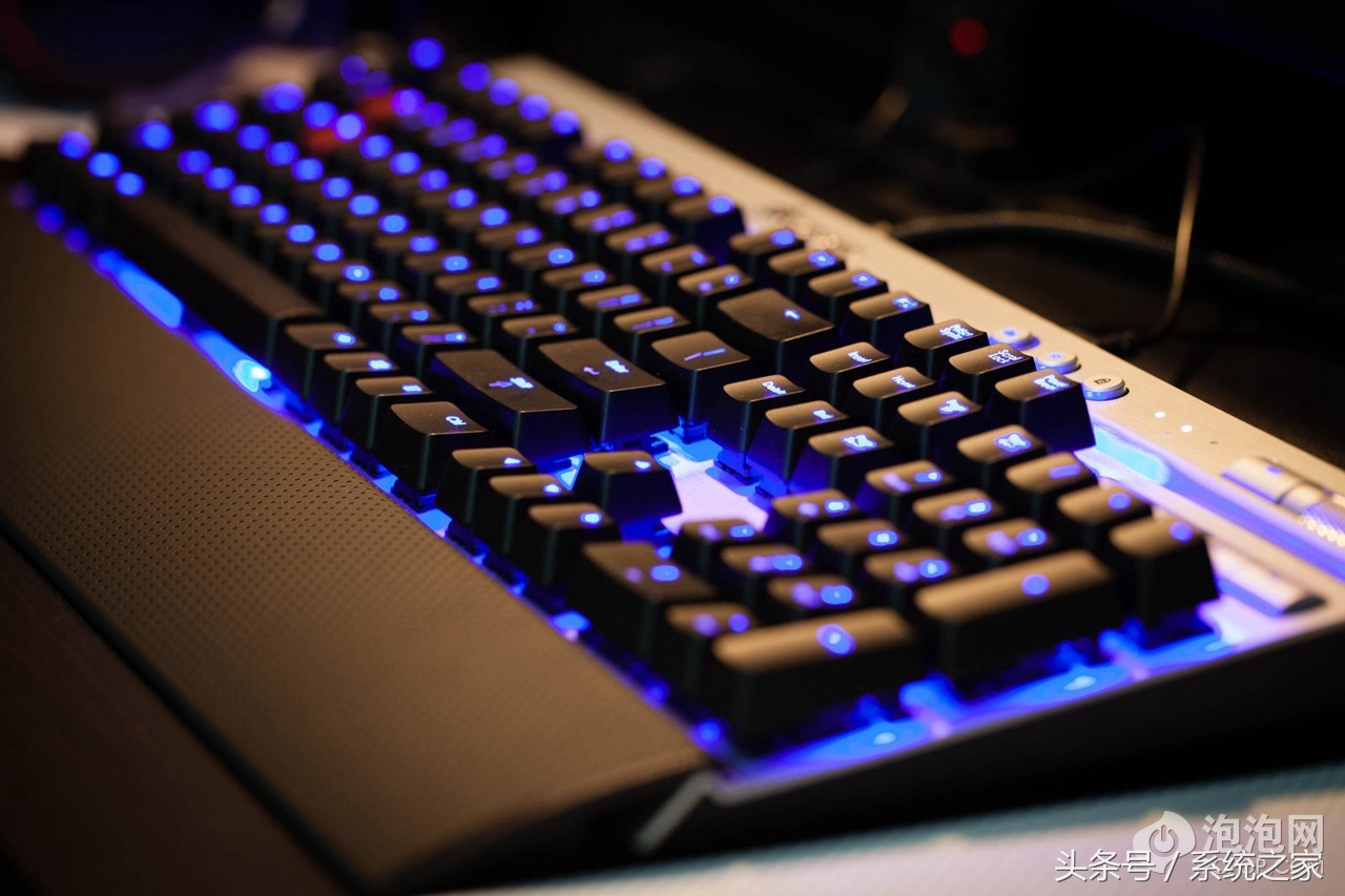 竞技机械键盘推荐性价比最高,竞技专用键盘