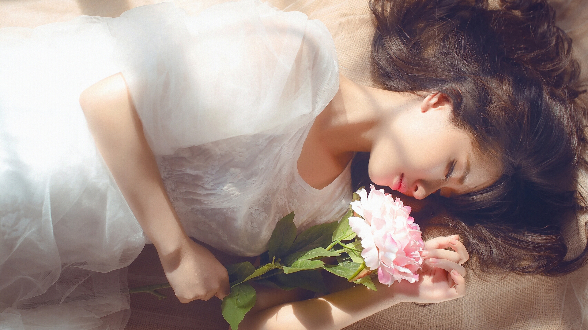 美白乳液什么时候用最好,美白乳液的做法