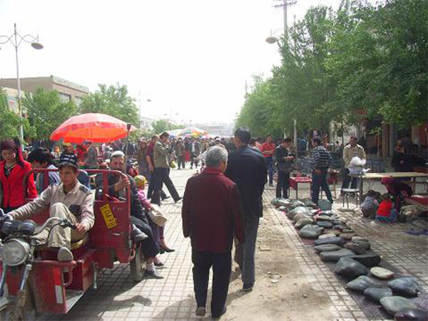 和田墨玉桃花石值钱吗,桃花石和田玉