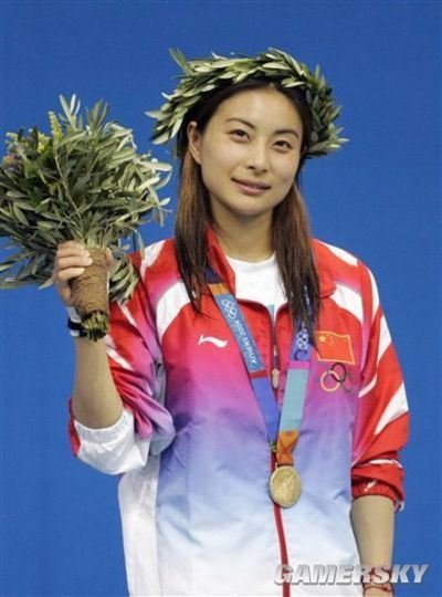 女星中的游戏王是她们为打红警3天2夜未合眼创世纪被刷哭