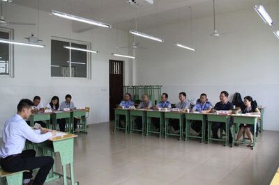 聊聊招警面试都考哪些类型的题,警察招聘考试面试一般说什么啊