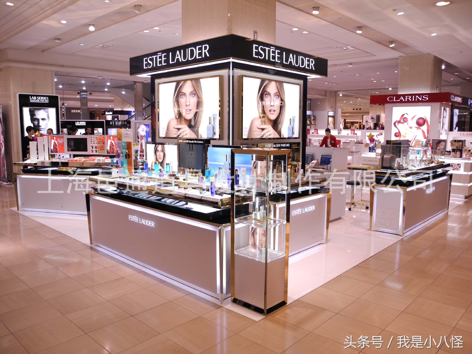 大牌化妆品专柜便宜还是官网便宜,大牌化妆品凭什么卖得那么贵