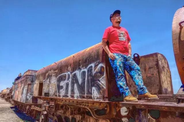 这才是旅行的样子，从亚洲至南美洲，他比我们多了点勇气和决心