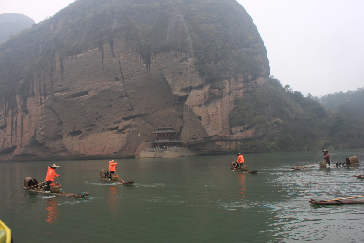龙虎山门票含竹筏漂流,龙虎山门票竹筏漂流